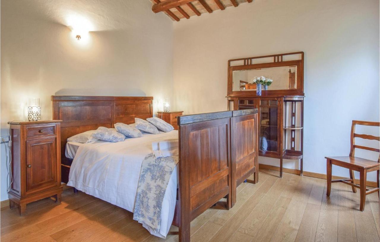 2 Bedroom Awesome Home In Taglio Di Po Ro Porto Viro Bagian luar foto