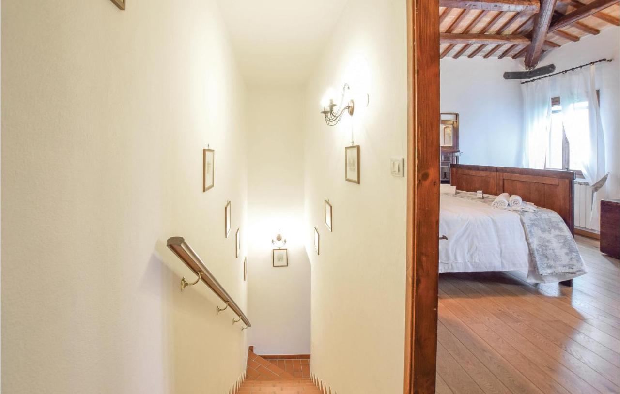 2 Bedroom Awesome Home In Taglio Di Po Ro Porto Viro Bagian luar foto
